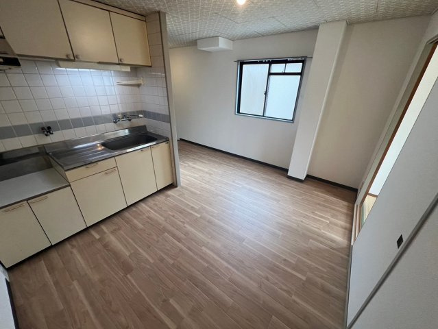 豊町ヴィラの居間・リビング