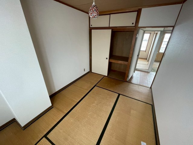 安城市桜井町阿原　貸店舗・事務所の和室