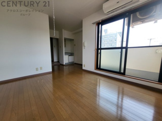 プレステージの居間