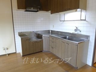 サンパレス香川のキッチン|Ｌ字型キッチン