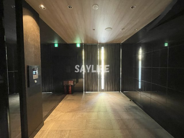 S-RESIDENCE小阪azureのロビー