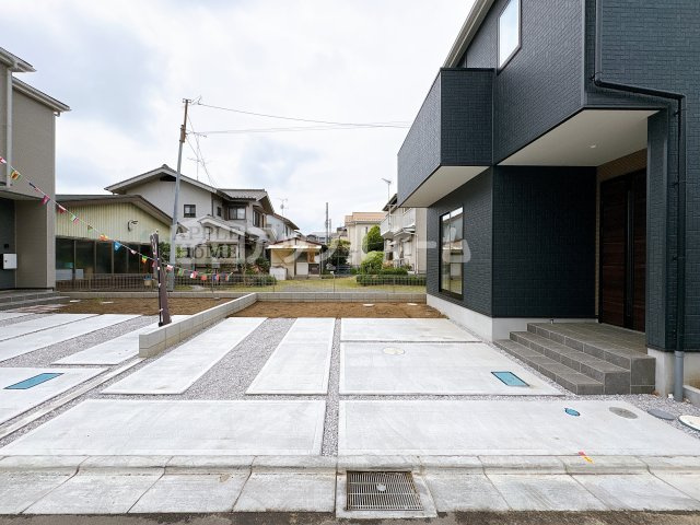 川越市今成1丁目　新築戸建　全５棟の駐車場