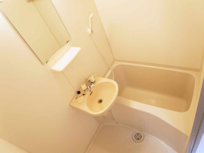 【浴室】 | レオパレス湘南町屋 | 画像8