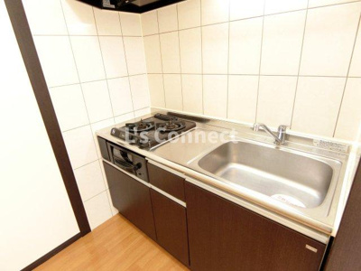 【キッチン】 | ベアローズ弐番館 | ２口ガスコンロのシステムキッチン。