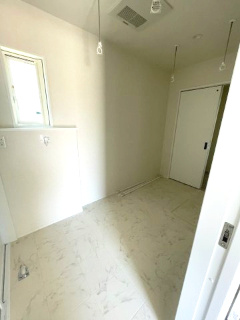 三次市畠敷町の家のランドリースペース