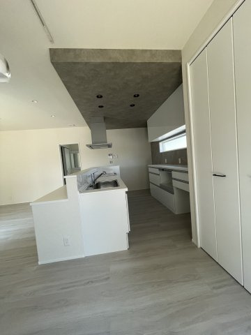 三次市畠敷町の家のキッチン