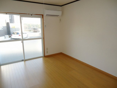 【居間・リビング】 | ヒルサイドテラス