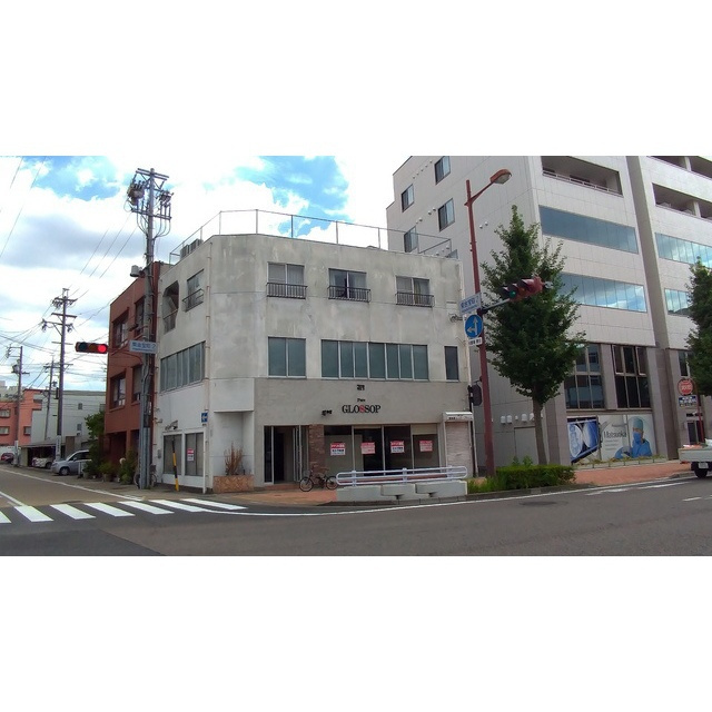 東金宝町2丁目店舗･事務所のエントランス