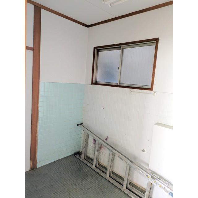 東金宝町2丁目店舗･事務所の収納