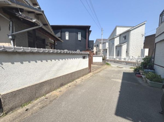 【前面道路含む現地写真】