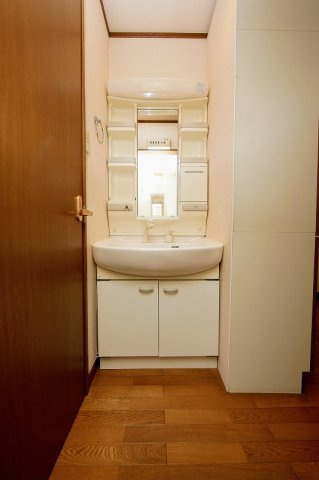 ベル・ビュー松井C棟の洗面所|ベル・ビュー松井C103号室