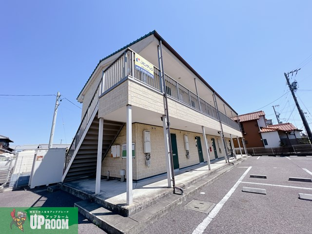 リヴュールの外観