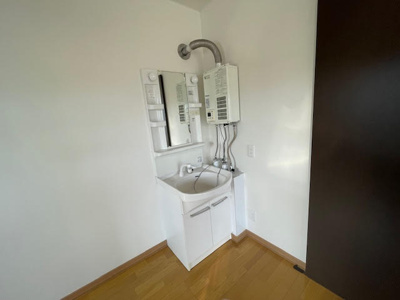 【洗面所】 | 網走市桂町３丁目５戸建 | ２階