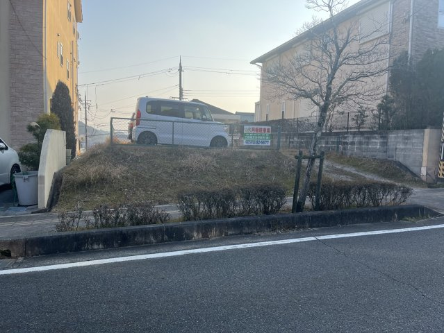 榛見が丘一丁目の前面道路含む現地写真