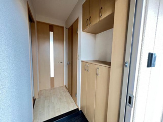 【玄関】 | エスポアールK | 玄関