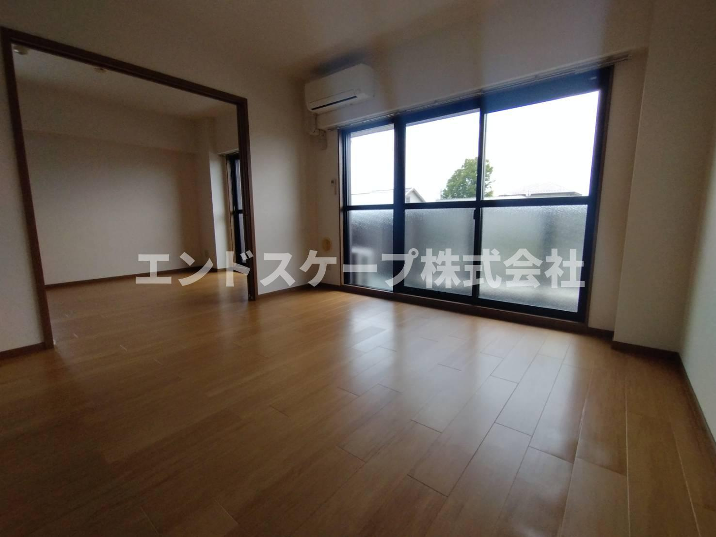 クラールの居間・リビング|高崎、前橋のお部屋探しはエンドスケープまで！お客様の理想お聞かせ下さい♪