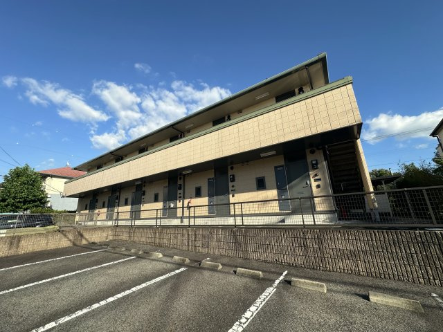 ルミエール三好ヶ丘の外観