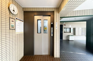 【その他共用部分】 | ルミエール藤ノ森 | エレベーター内に防犯カメラがあり防犯面が安心ですね！