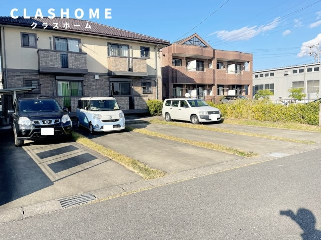 テル　レザン　　刈谷市近郊の賃貸はクラスホームの駐車場