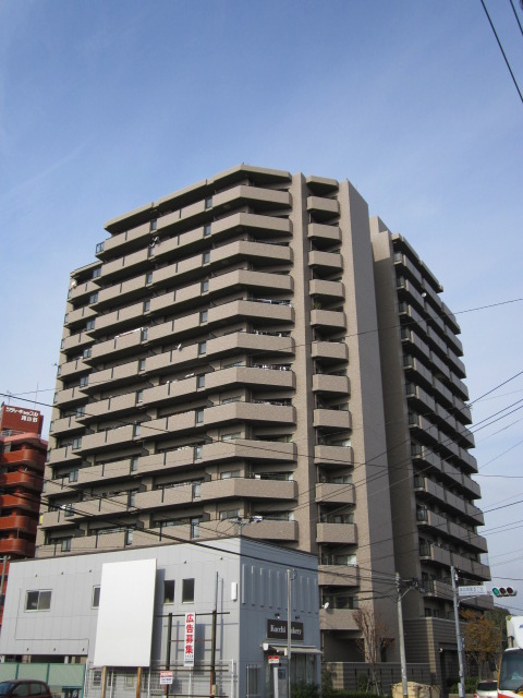 サーパス諏訪野第2の外観