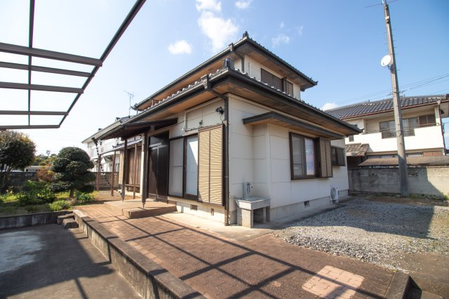館林市つつじ町の中古一戸建