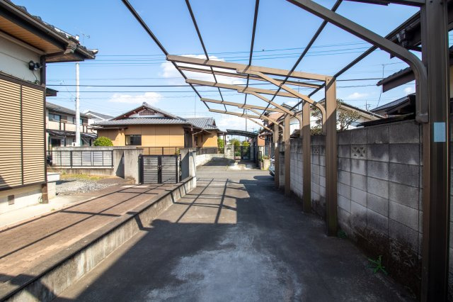 【駐車場】の画像