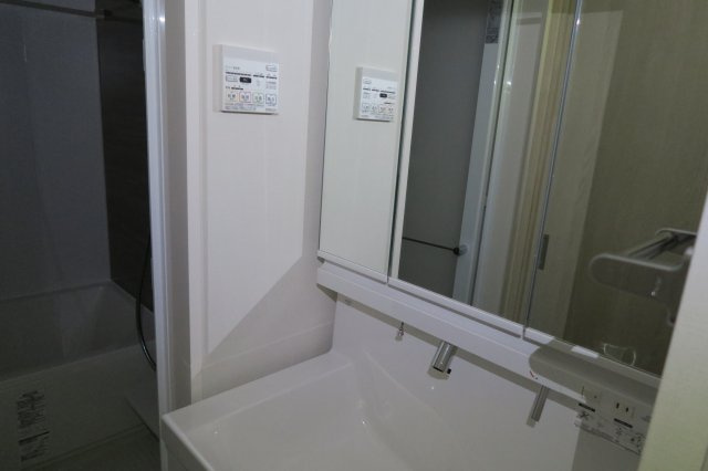 カーサ・レジェーロの独立洗面台