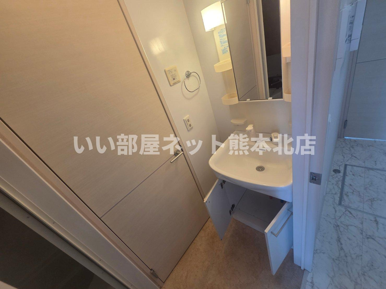 フォルトゥーナの独立洗面台