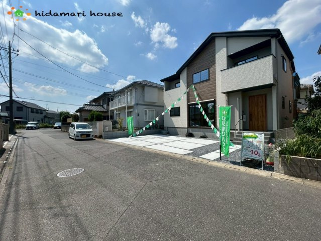 蓮田市藤ノ木5期　新築戸建　エルデ01の前面道路含む現地写真