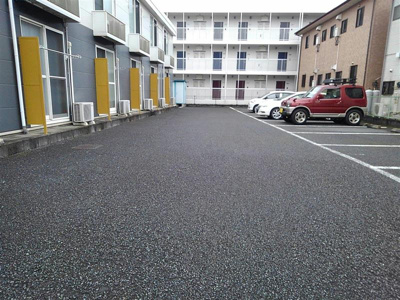 【駐車場】 | レオパレスプラムキャッスル | 画像10