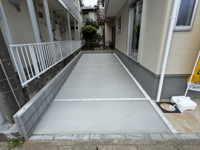 三郷市早稲田３丁目新築戸建【丹後小学校：6分】の駐車場|駐車スペース・縦列２台駐車可