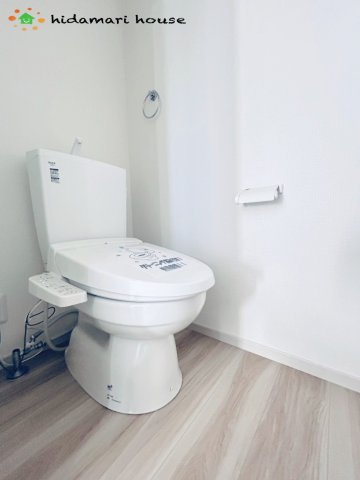 蓮田市桜台4期　新築戸建　リガーレ01のトイレ