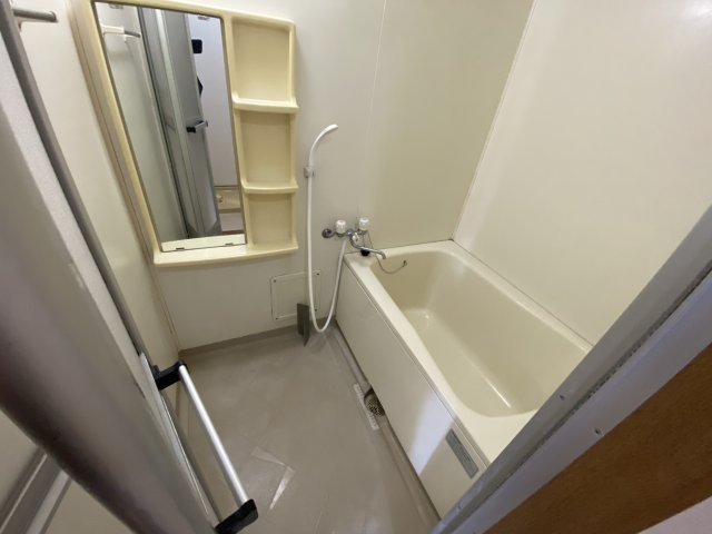 プチメゾンの浴室