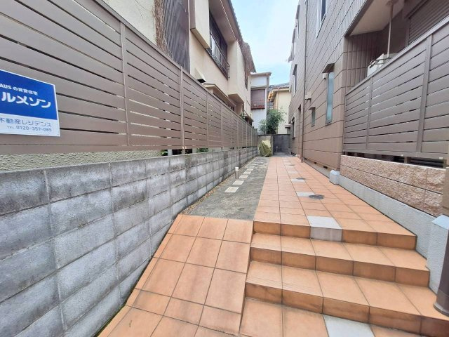 Ｃａｓａ　Ｆｅｌｉｃｅ千住のエントランス