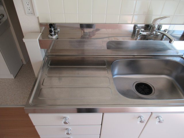 上高丸２ＤＫのキッチン|使いやすいキッチンです