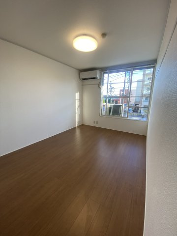 ハイツふじの居間・リビング