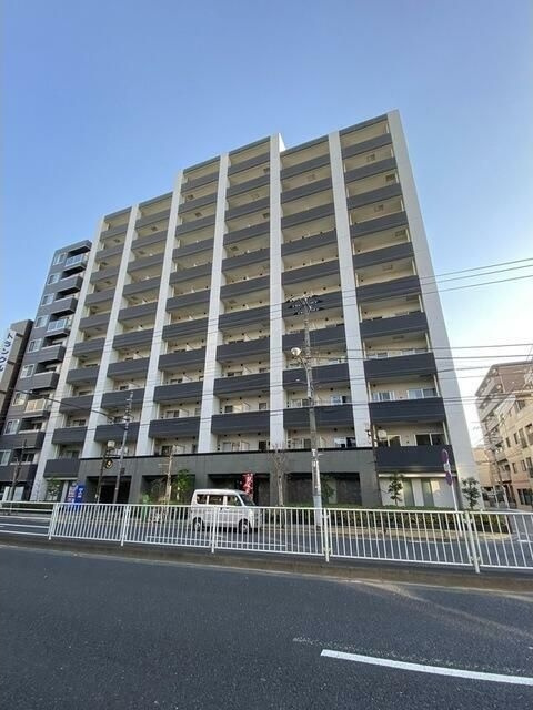 ルーブル両国の外観