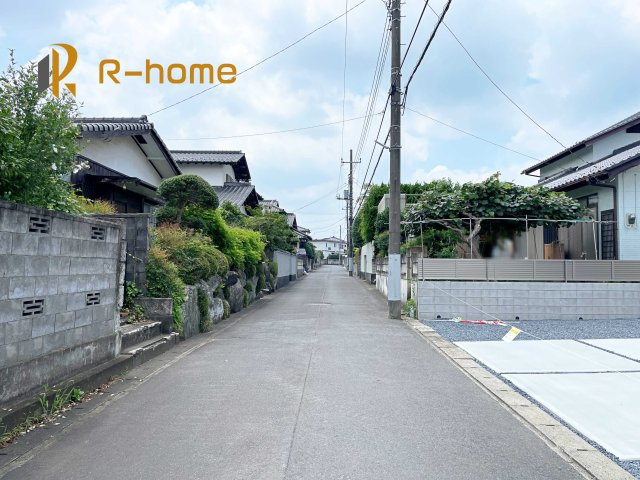 水戸市河和田町11期　新築戸建て　1号棟の前面道路含む現地写真|堂々！建物完成♪実際のお部屋をご見学可能です♪
ご見学が一番の資料！お気軽にお問い合わせ下さい♪
