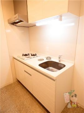 ＩＮＩＴＩＡ　ＫＵＷＡＤＡＣＨＯのキッチン|システムキッチン