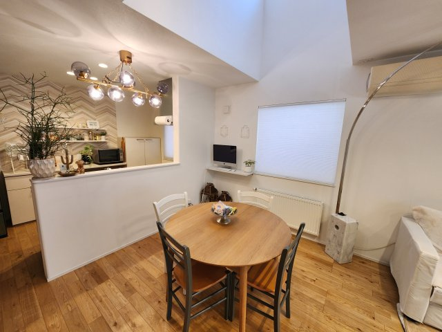 八軒10条西12丁目のキッチン|ご家族の会話も弾む開放感のある造り！