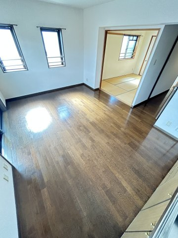 アゼリア六甲の居間・リビング