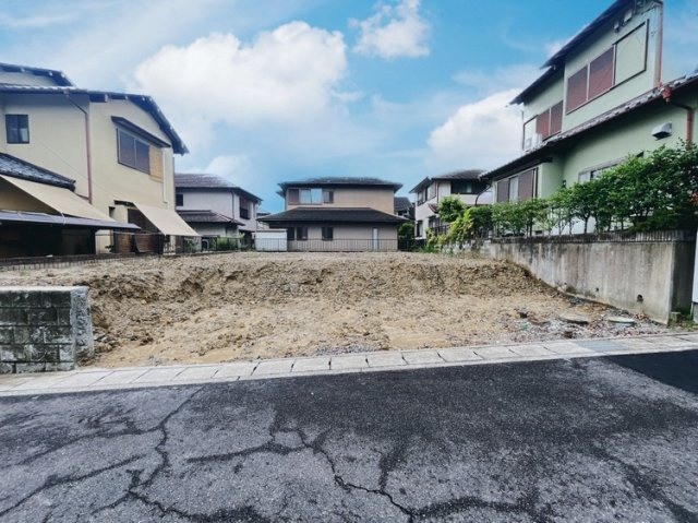 COLORSグリーンヒル　大津市青山4丁目　限定1区画の前面道路含む現地写真