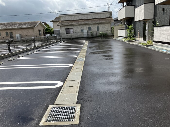 プレミール大琳寺の駐車場