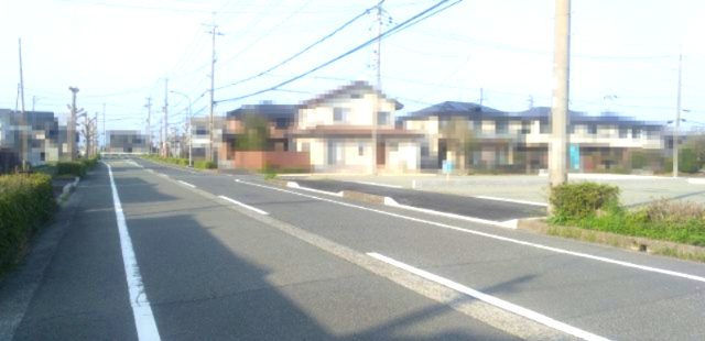 SUNタウン旭Ⅱ-4(北西)の前面道路含む現地写真