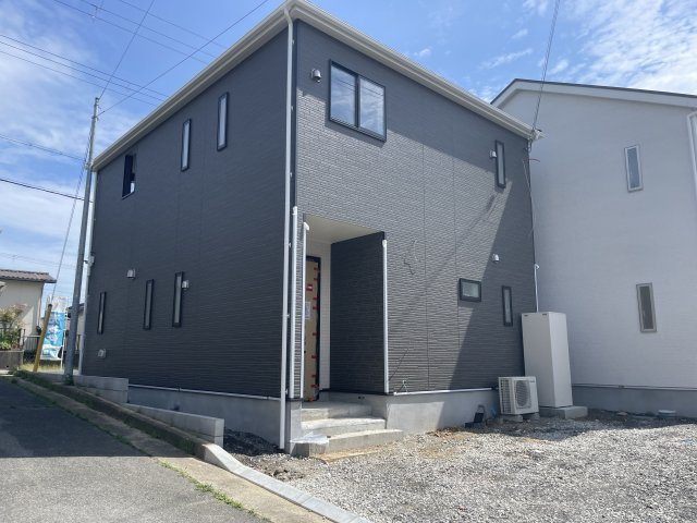 小野市育ヶ丘町第8　2号棟の居間・リビング