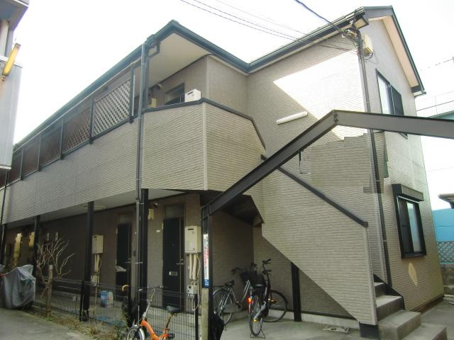 さいたま市桜区大字下大久保のアパートのロビー