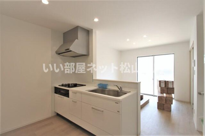 【キッチン】 | Ｅｎｚｏ三町Ｂ棟