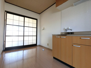 【居間・リビング】