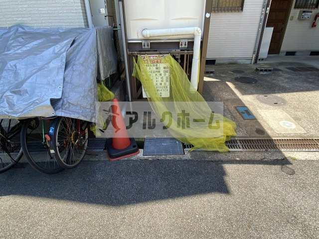 メゾン辻のエントランス|メゾン辻