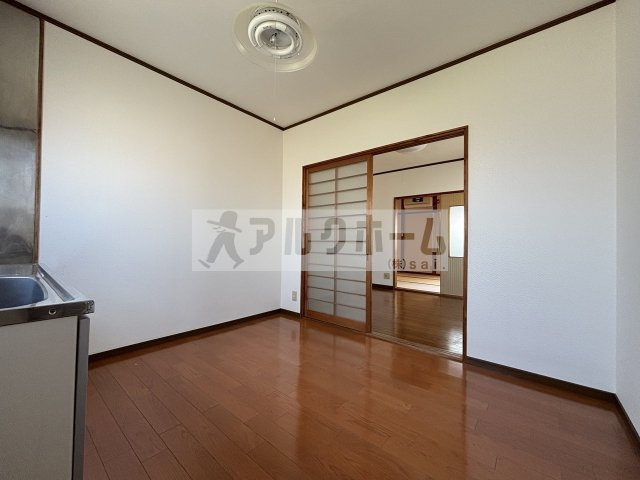 メゾン辻の居間・リビング|メゾン辻　ダイニング